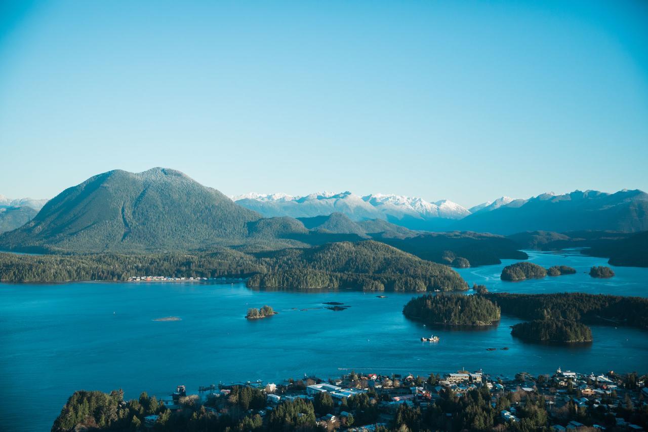 Tofino Resort + Marina Екстериор снимка